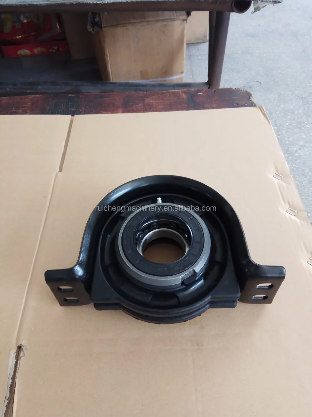 Cardan Center Bearing MC802775 MC802792 MC881042 MC850811 1201925403
