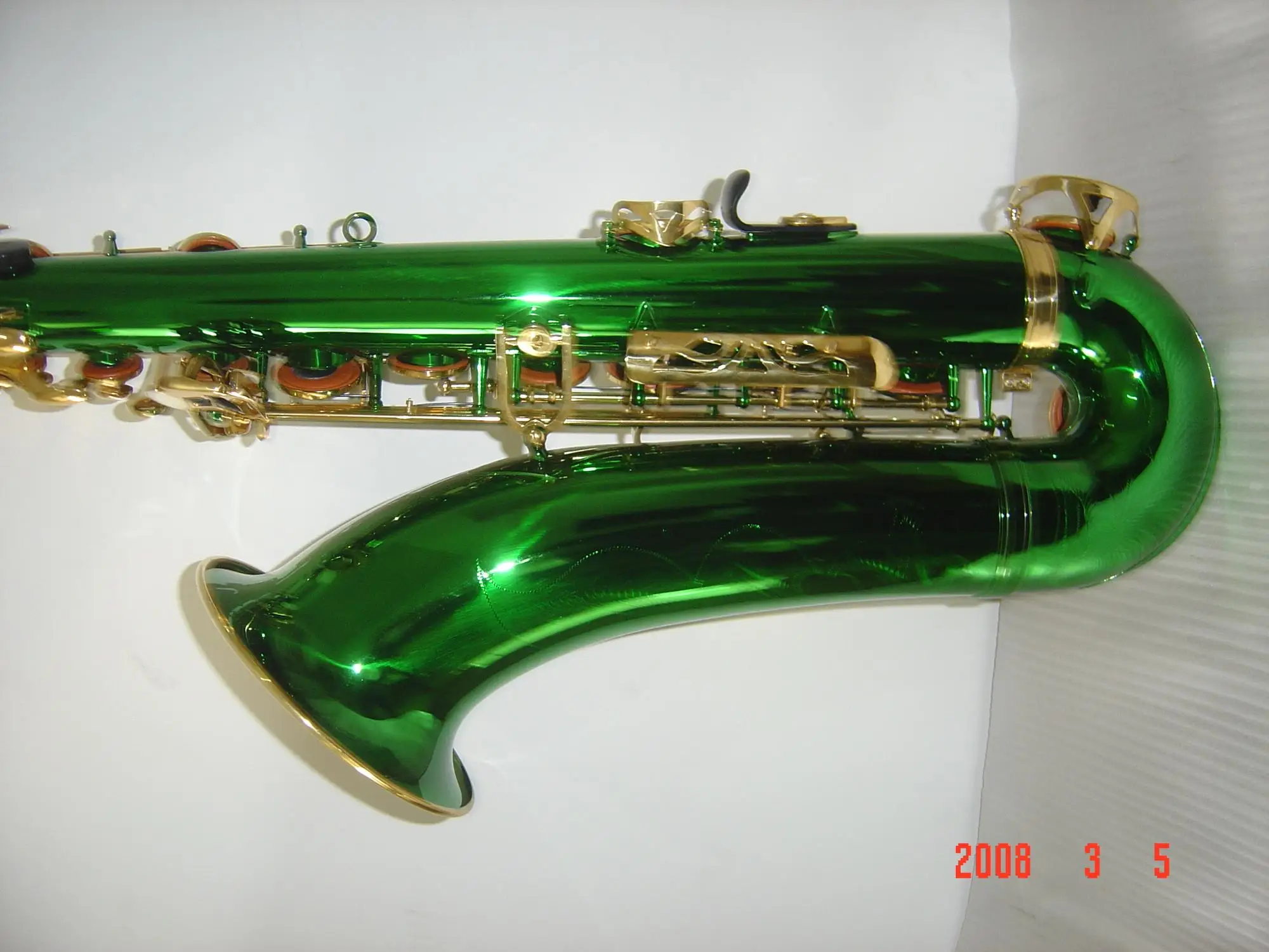 Зеленый саксофон. Китайский саксофон. Малая декорация саксофон. Китайский саксофон Condor.