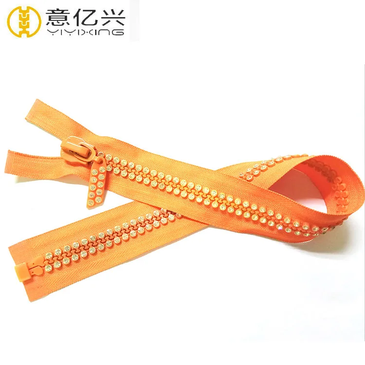 plastic zipper 162.jpg