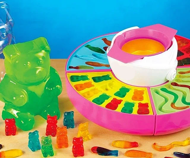 Electric Gummy Bear Soft Candy Maker - China Gummy Bear Maker and Soft Candy  Maker price