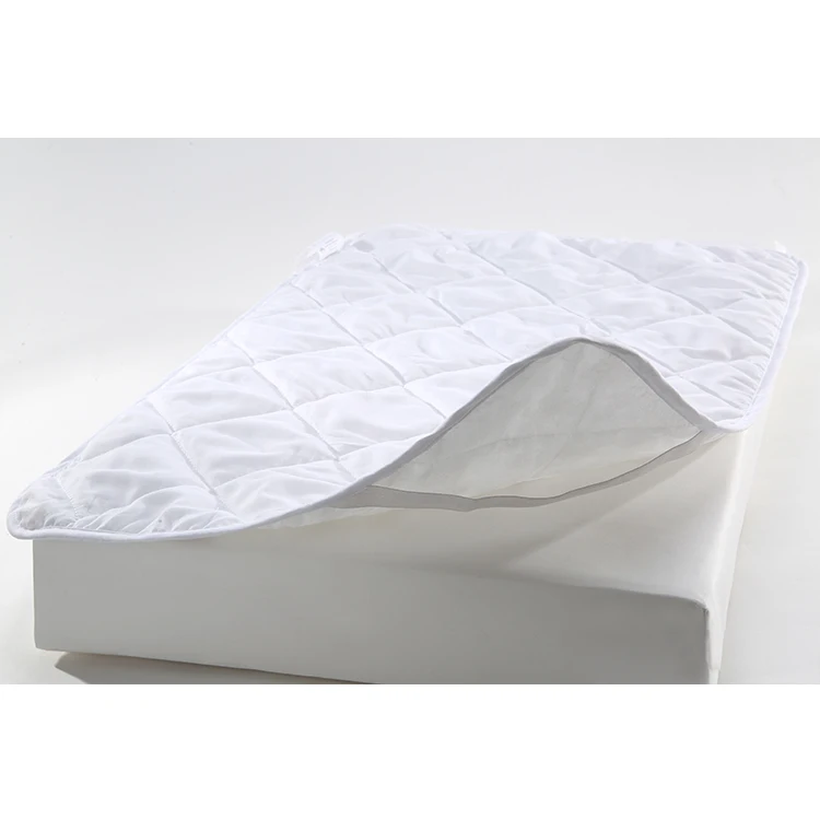 Quilted Mattress Cover Waterproof Mattress Protector With Elastic Strap