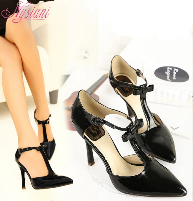 vintage t strap shoes