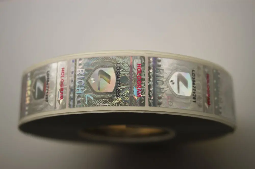 2017 custom hologram pass sticker, holographic security label with high quality