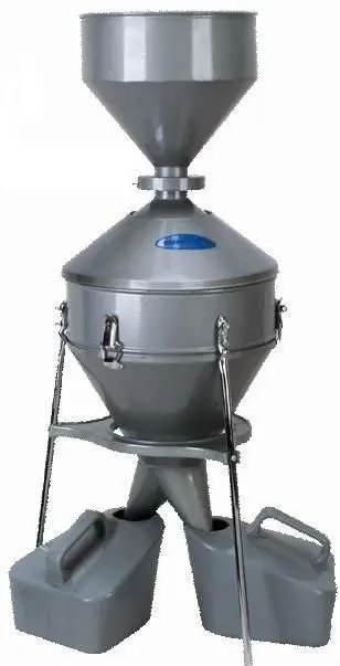 grain sample divider.jpg