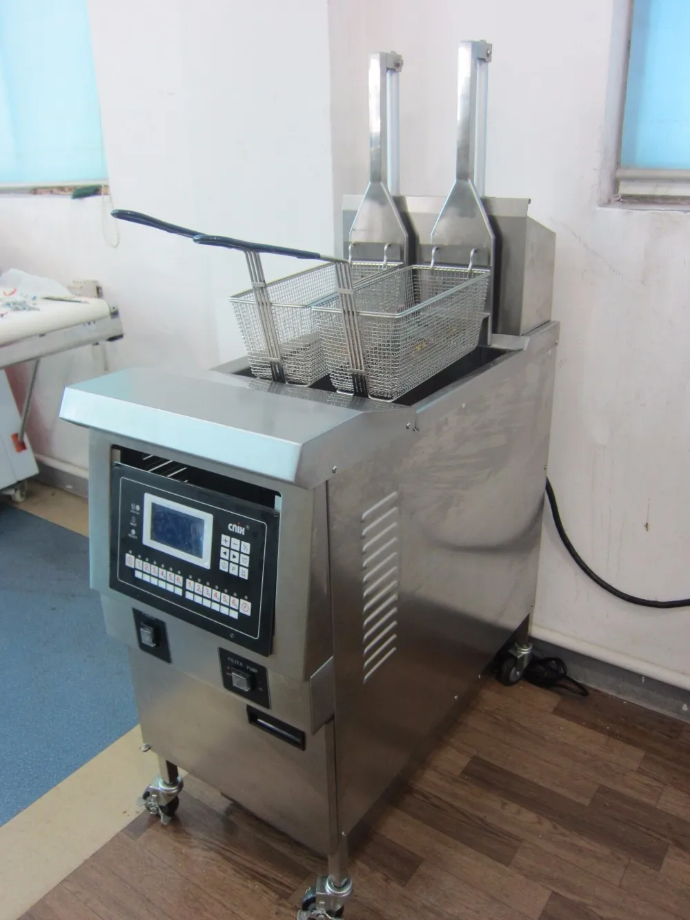 Fully Automatic Deep Fryer Friteuse / Donut Frying Machine Buy Fully