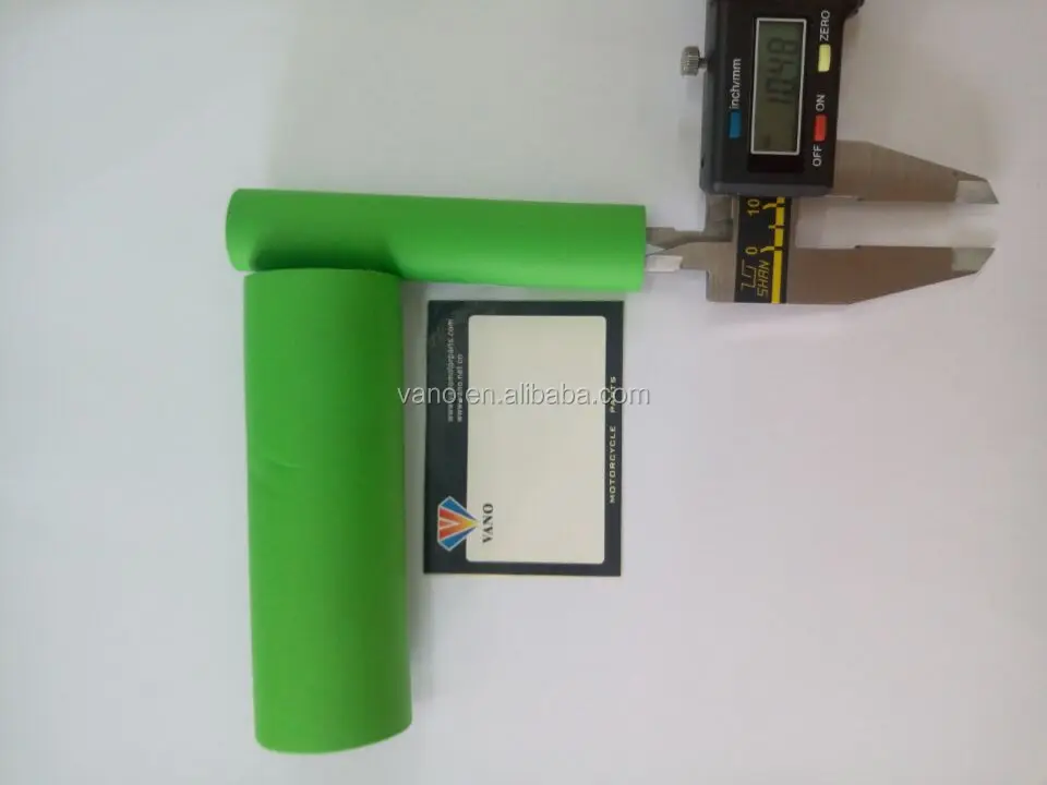 Skid-proof motorcycle sponge handle grip