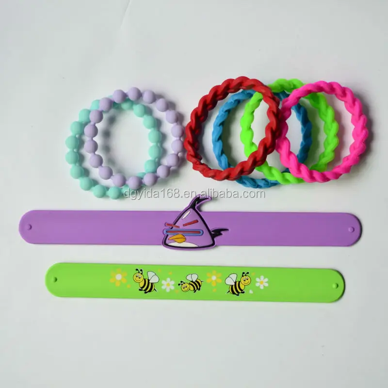 silicon mosquito repellent bracelet.jpg