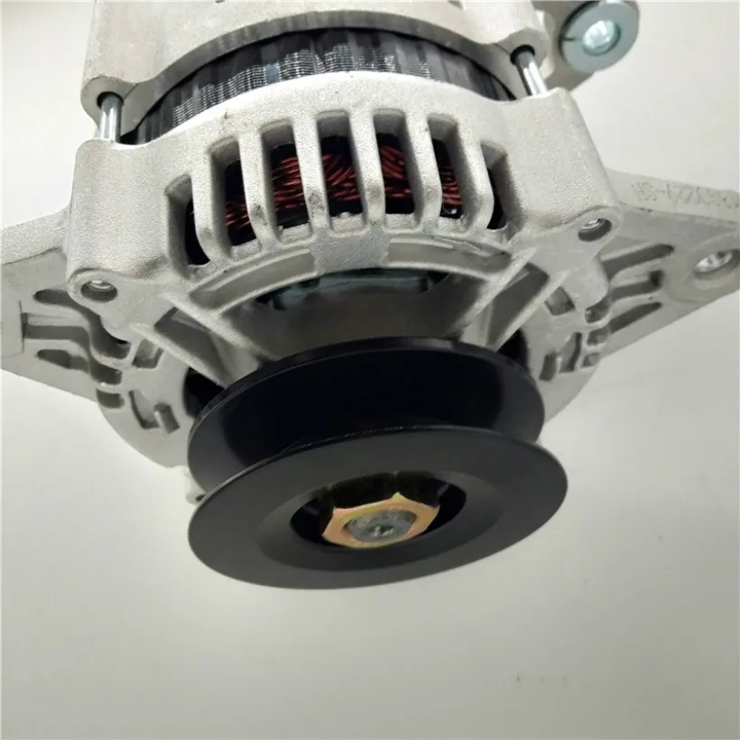 Advanced Alternator Parts For Car Engine System Isuzu 8972402701 4kh1