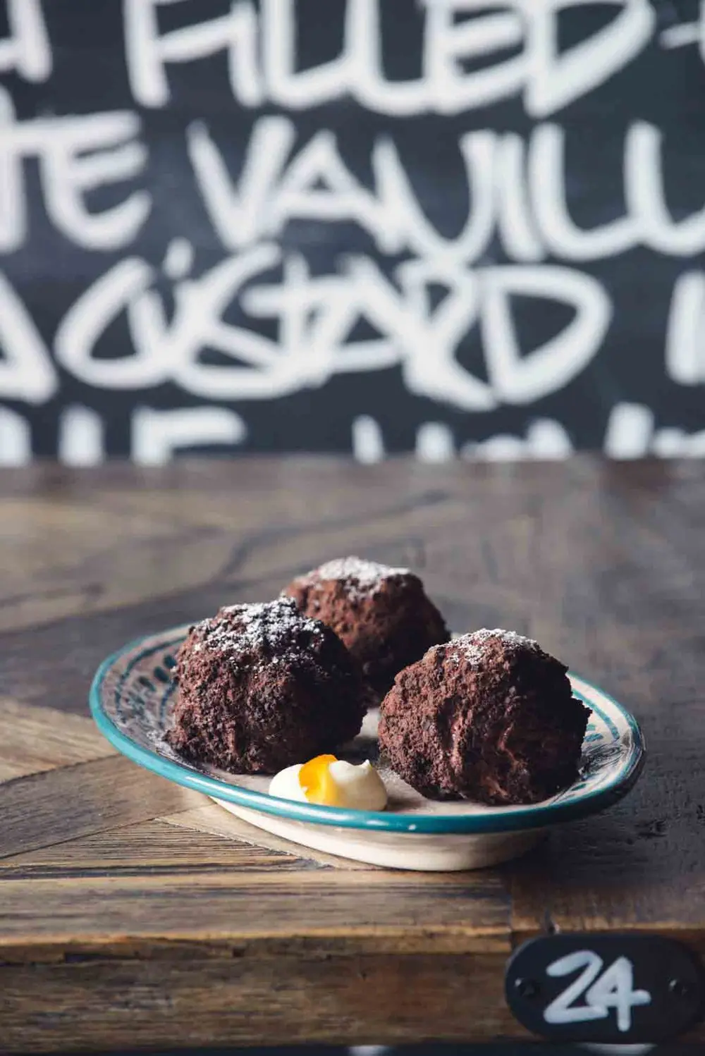 hot selling embossed soft jumbo roll toilet tissue paper