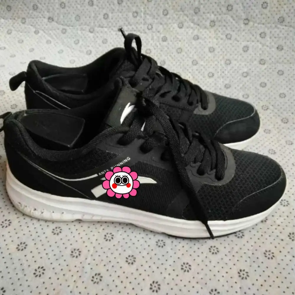 sports shoe warehouse