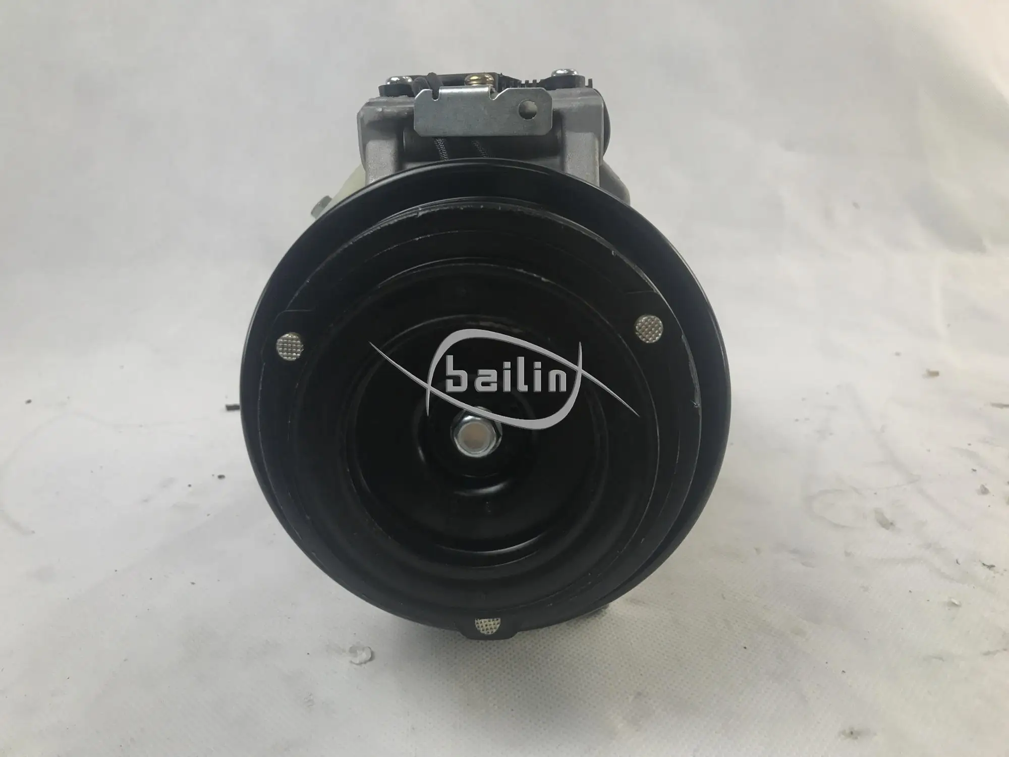 Factory 10s17c Type Car Ac Compressor For Sprinter Van 68012250/447260
