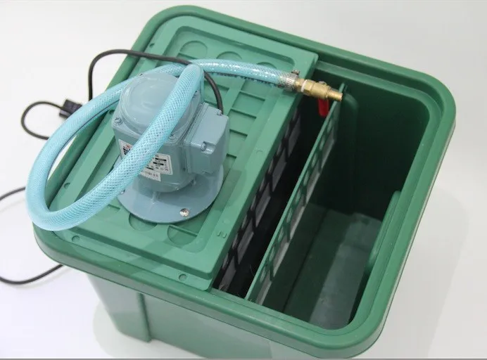 water tank for pump.jpg