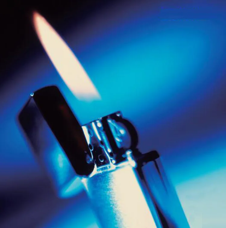 Xy391000j High Quality Metal Jet Flame Flint Oil Lighter Buy Oil