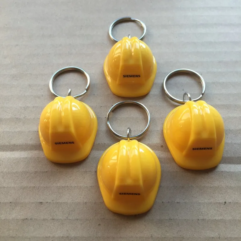 2018 Trending Products Mini Safety Helmet Keychain For Promotional