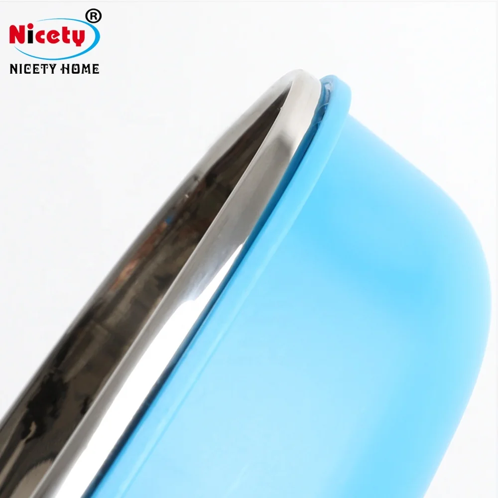 food containers 4.jpg