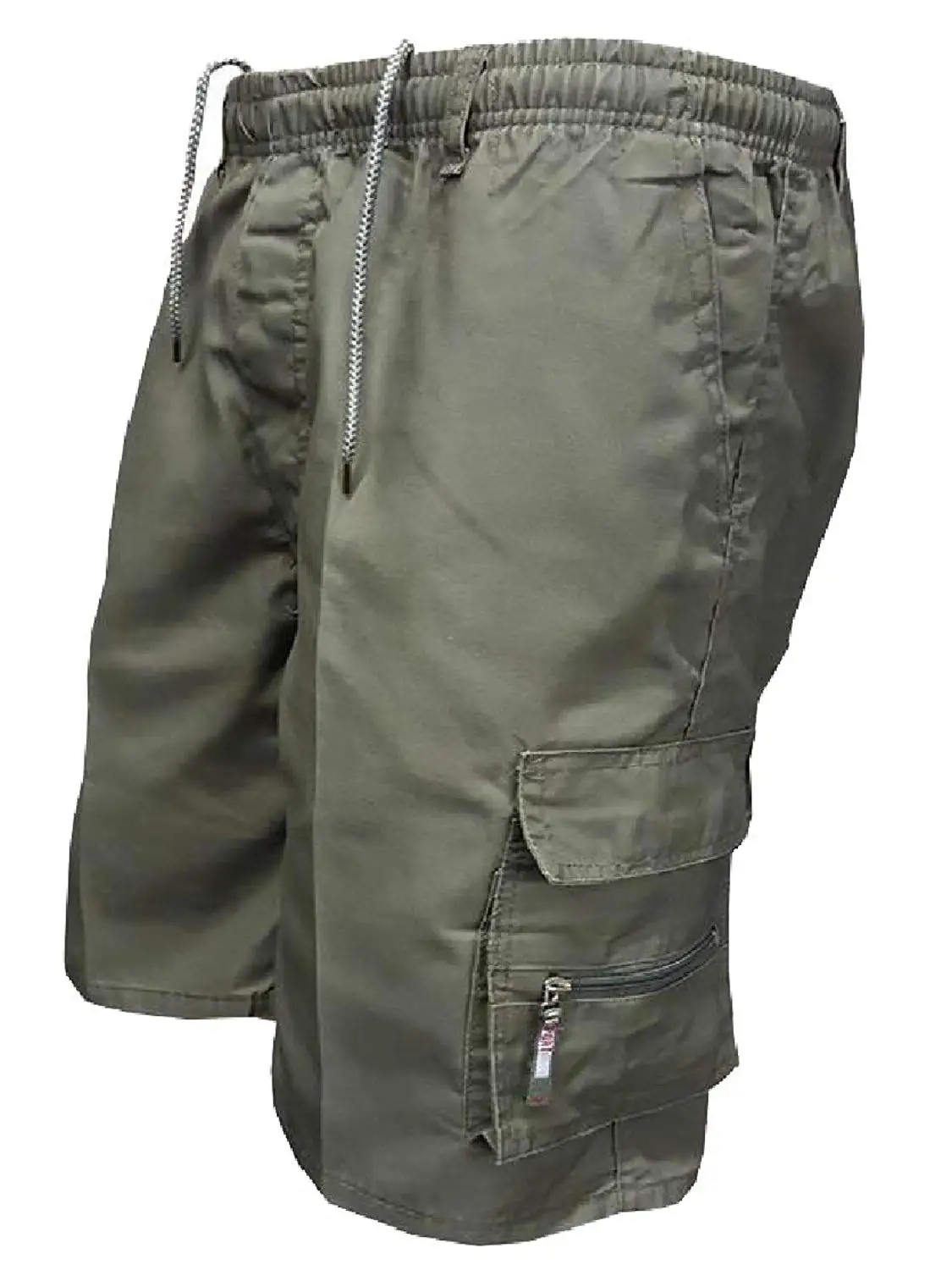 cargo shorts with pockets