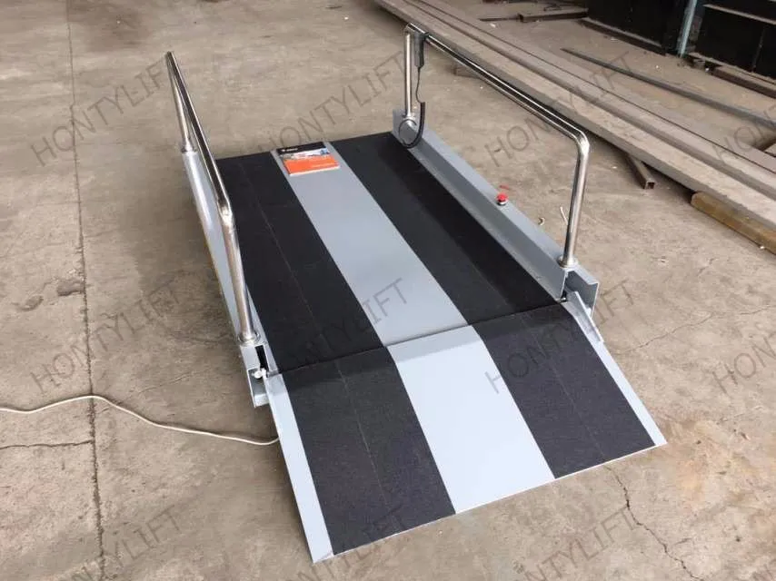 Lowest Price Hydraulic Vertical Scissor Wheelchair Lift For The