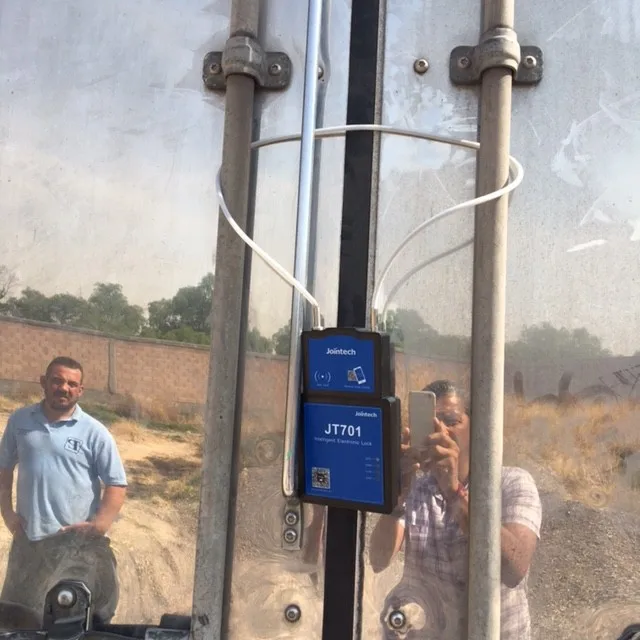 Satellite Container Rfid Cargo Tracker Gps Jammer Remote Door Unseal