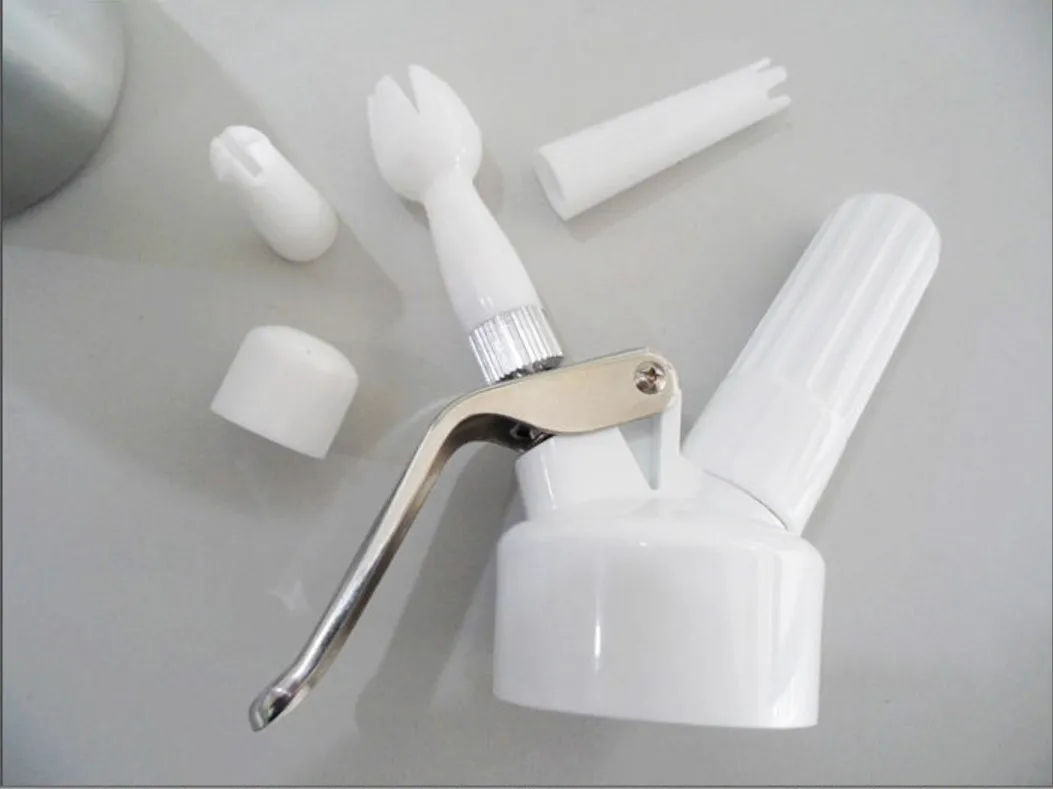 Cream whippers (3)