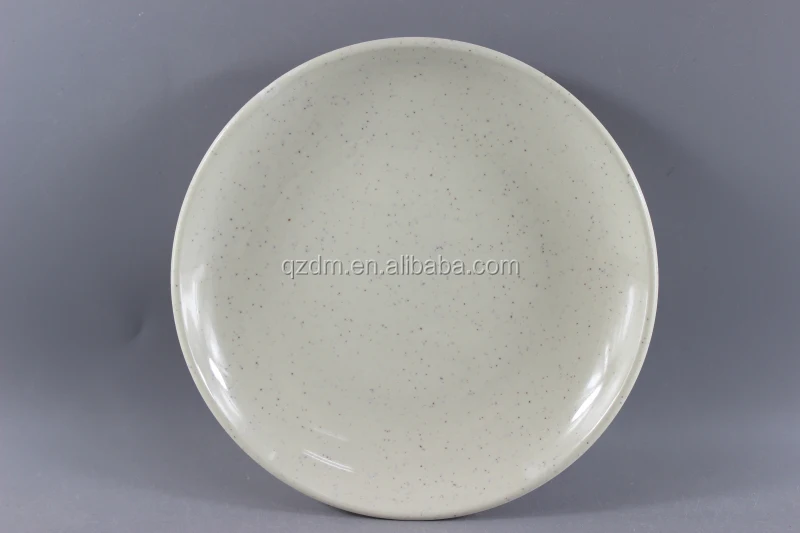 Rimless round melamine plate