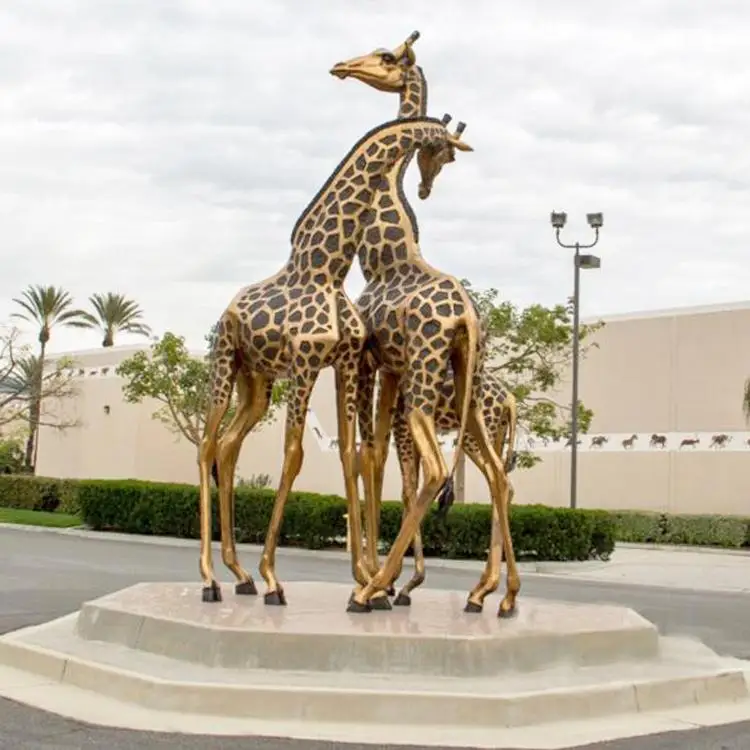 Vivid Cast Bronze Sculpture Large Decorative Giraffe Statues For Sale