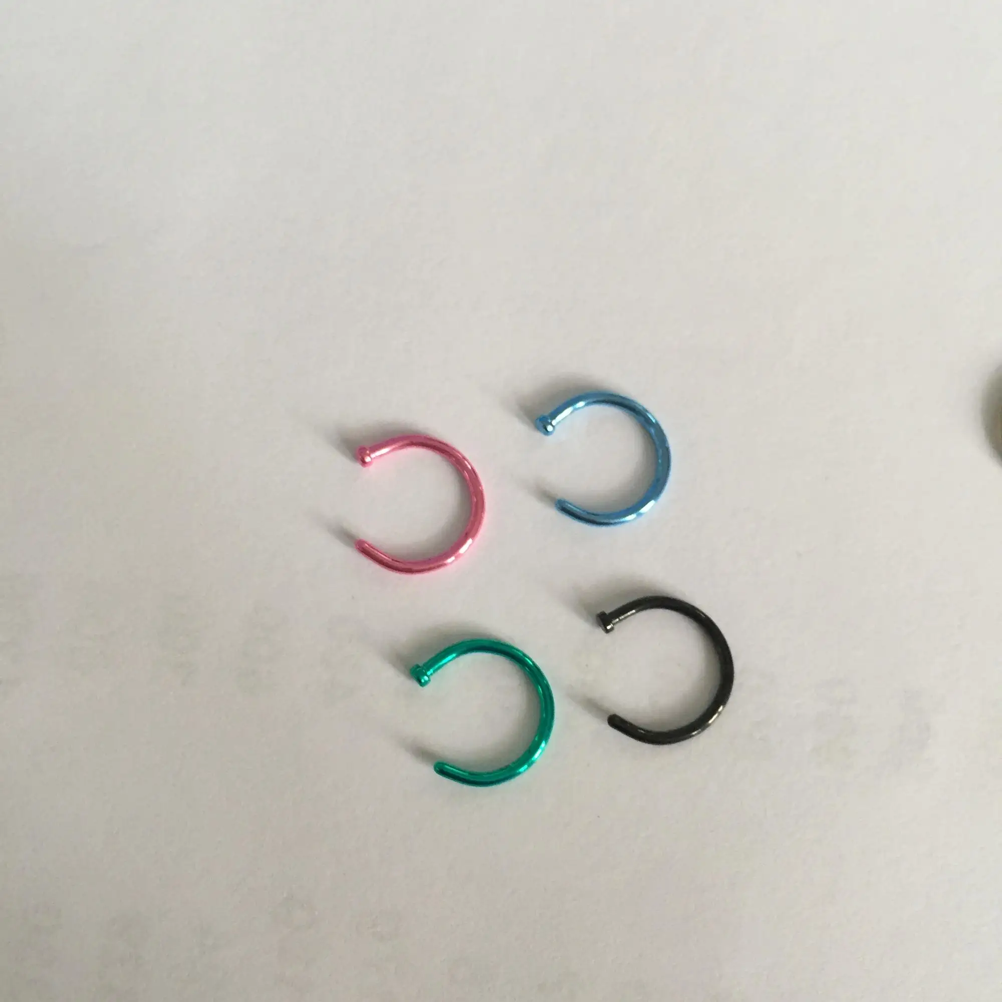 plastic nose ring for surgery