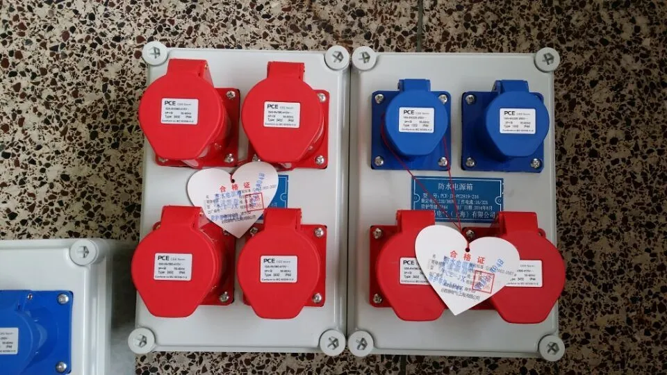 Plastic Electrical Plug Type And Industrial Application Portable Socket