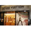 New Products Window P3.91 P4.81mm Glass Transparent LED Curtain Grip Display Screen for Store Wall