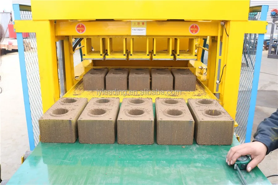 710 Interlocking Compressed Earth Brick Block Making Machine Price