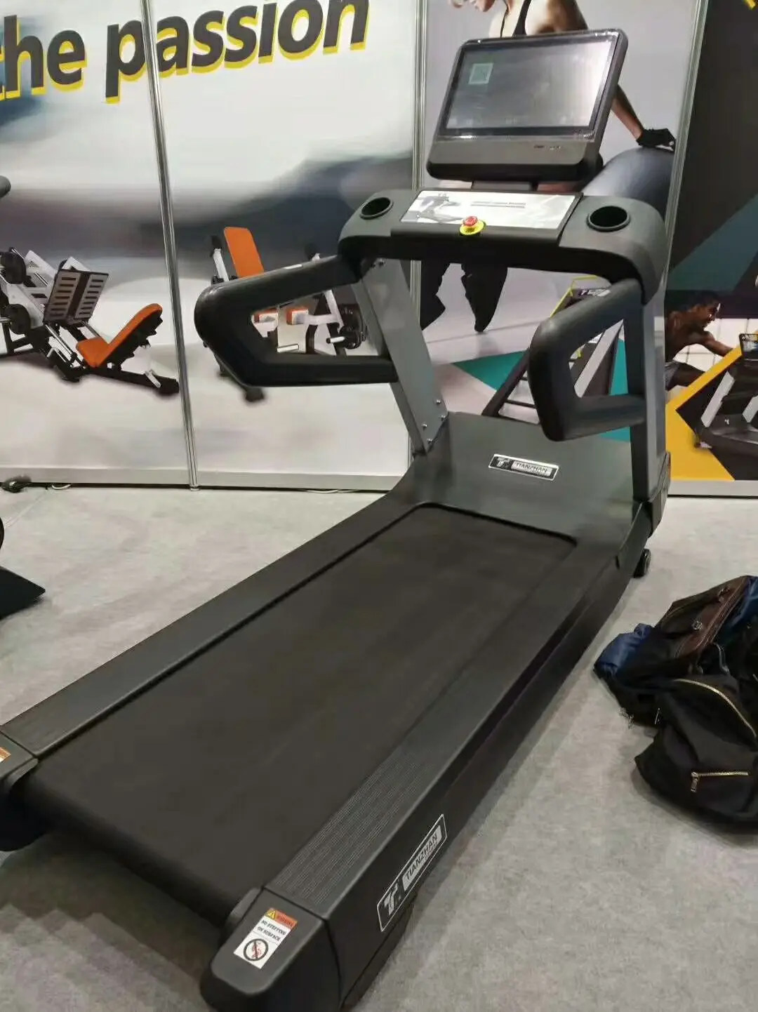 Tz5000a Ac Motor Treadmill Commercial Treadmill Buy Life Fitness