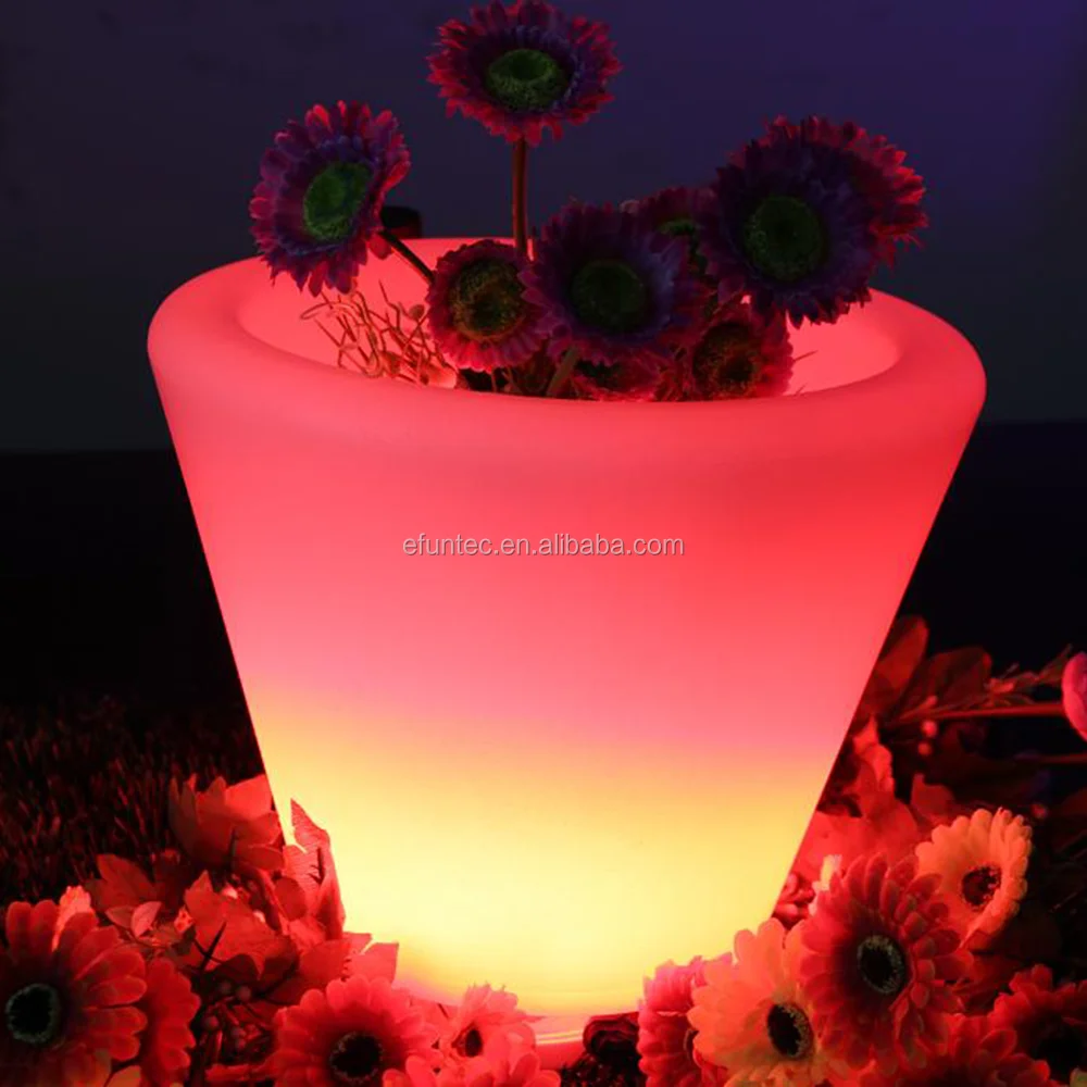 Customized Rgb Color Lighting Pe Plastic Led Flower Pot Illuminated Light Up Plant Pot With