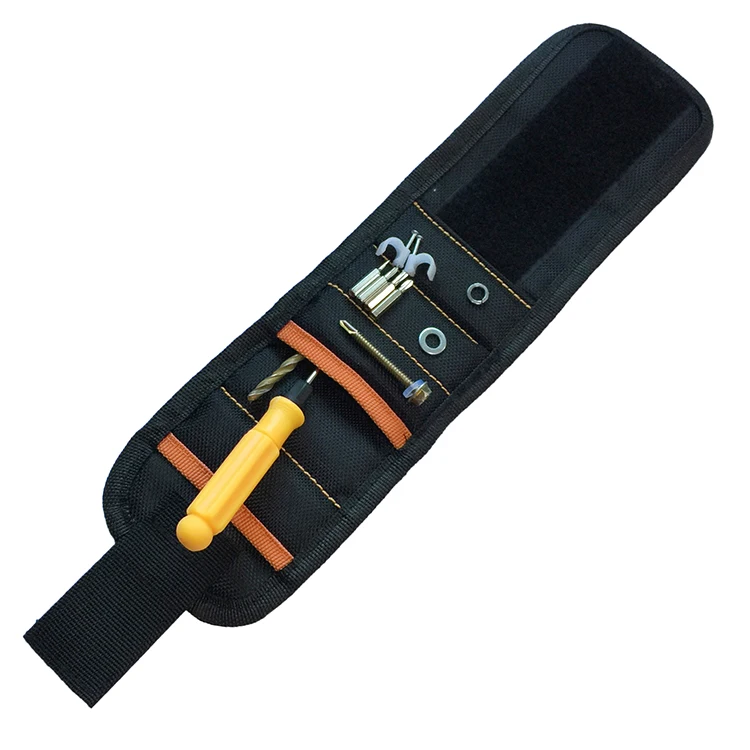 magnetic wristband for holiding screw