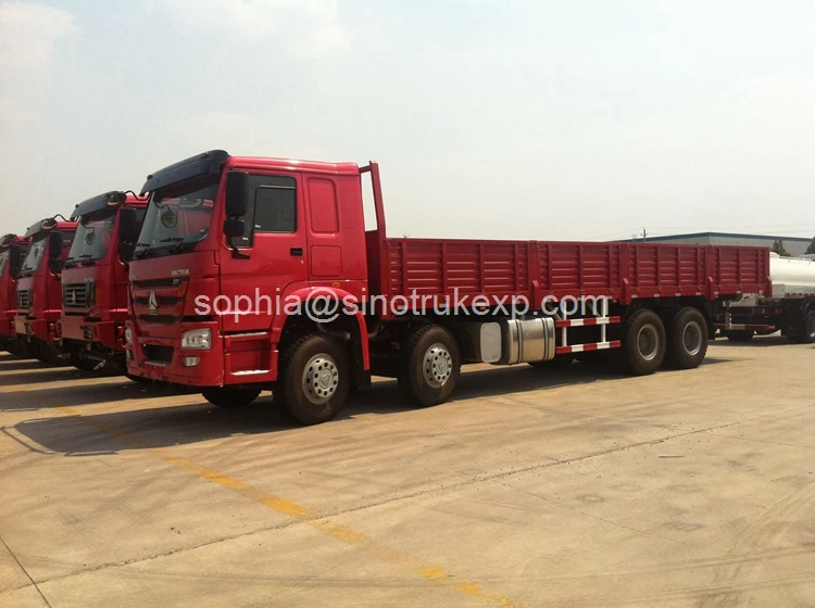 中国重汽 howo 8x4 12 轮货运卡车出售
