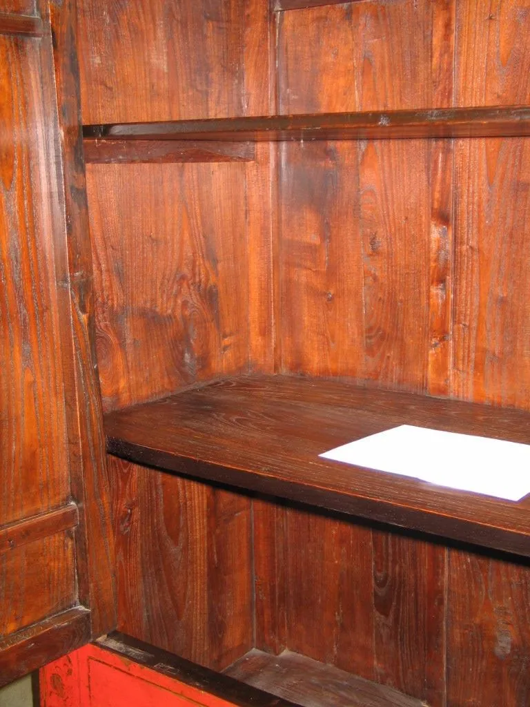 C9088_inside2.jpg
