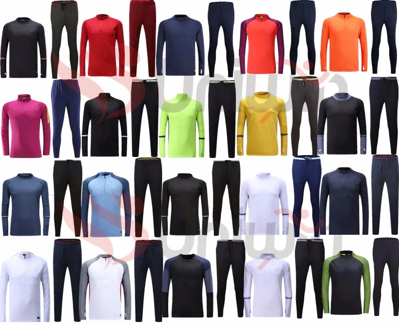 009 soccer tracksuits_.jpg