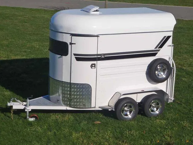 Hot Sale Cheap Custom Horse Float Trailer With Both Axle With Electric