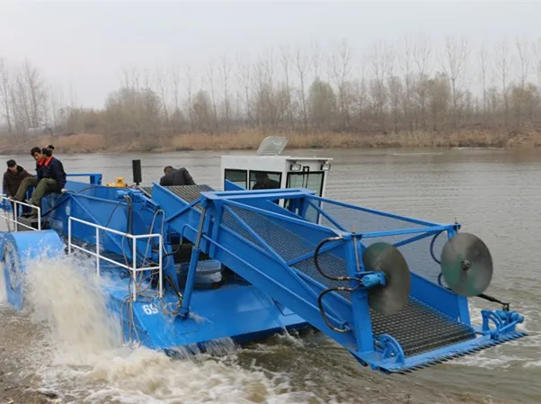 aquatic weed harvester/ weed cutting ship/water cleaning vessel
