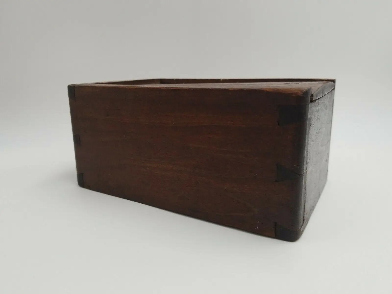 Dovetail Box-4.jpg