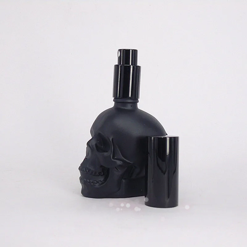 30ml Frosted Black Skull Glass Spray Bottle For Deodorant Fragrance