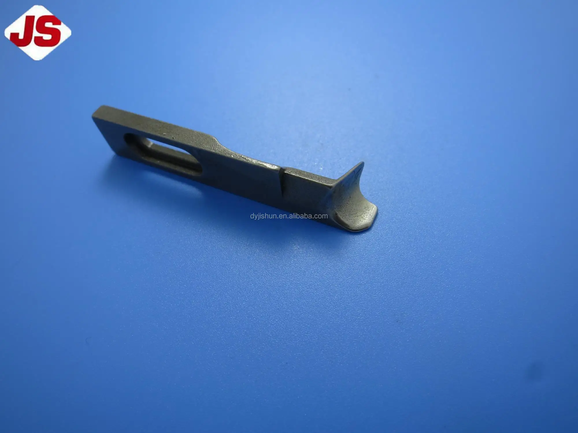 TITAN DK2500 2502K HIGH ACCURACY INDUSTRIAL CARPET OVEREDGING SEWING PARTS SEWING ACCESSORIES GARMENT CHAIN GUIDE 25560