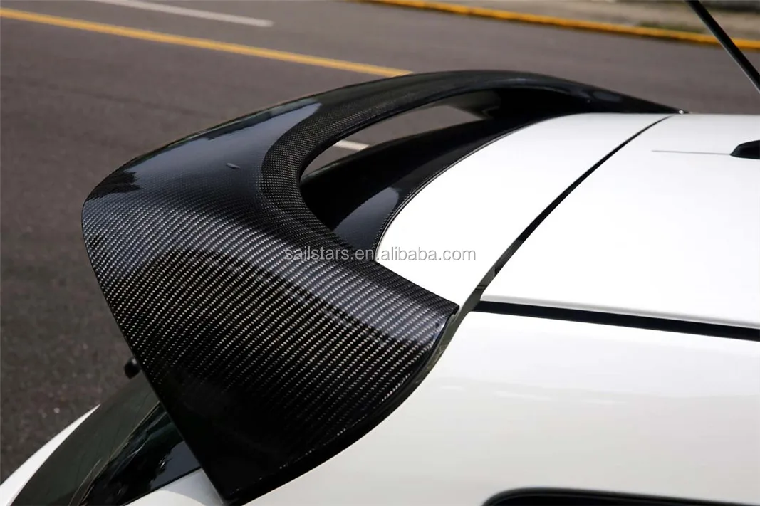 Glossy-Carbon-Fiber (2).jpg