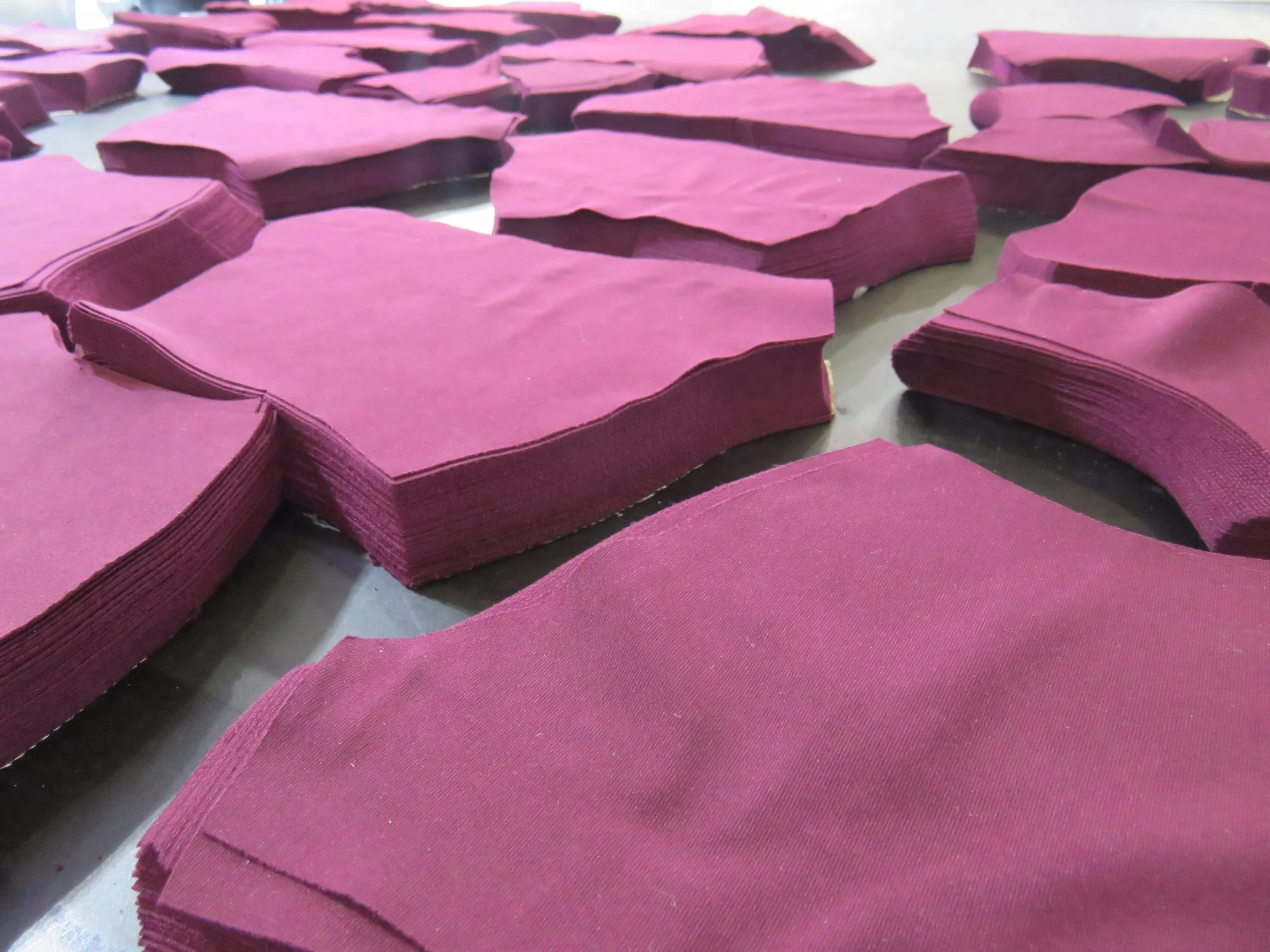 Yinengtech Automatic Jeans Fabric Textiles Cloth Cutter Cutting Machine