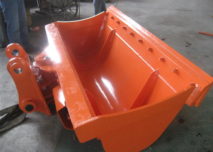 Excavator Tilt Bucket with 2 pcs Cylinder Design and +/-45 Degree Tilt for 0.97cum Capacity