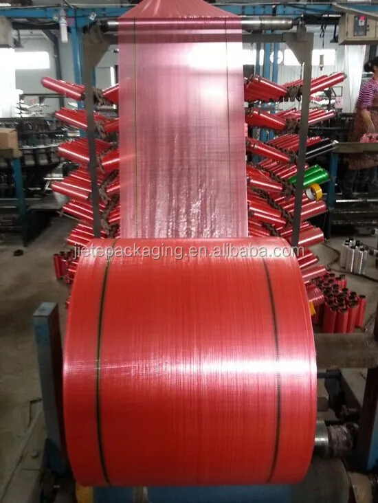 red pp woven roll 1
