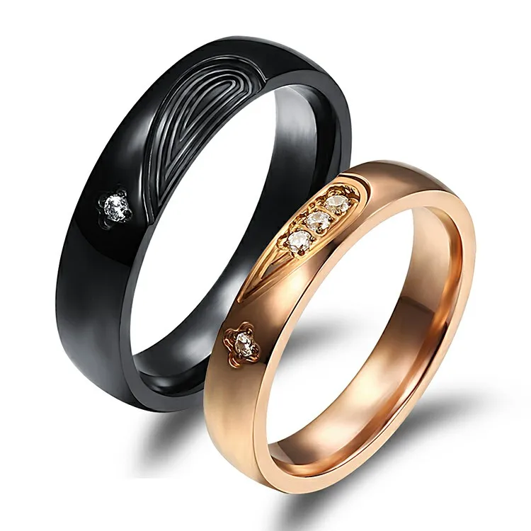 Свадебные кольца пара