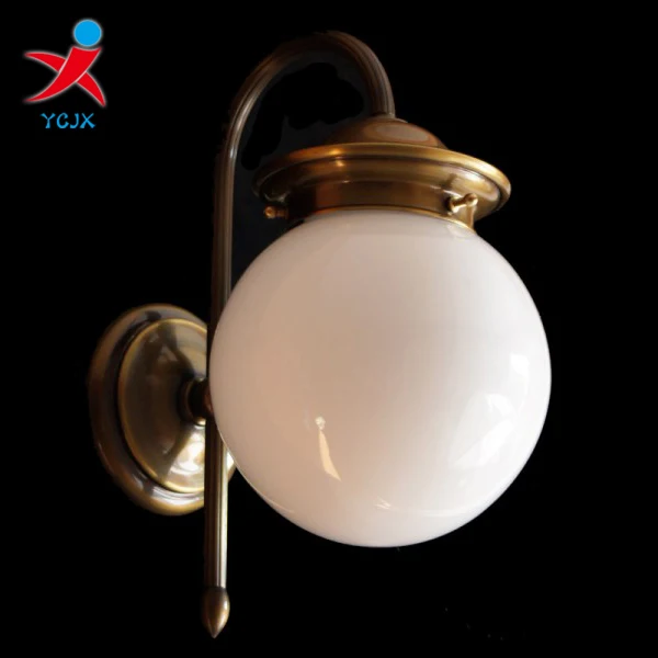 Outdoor Wall Lighting With Opal Shiny Glass Ball Lampshade /glass Globe