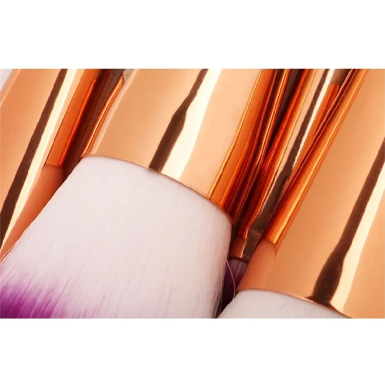 cosmetic brush.jpg