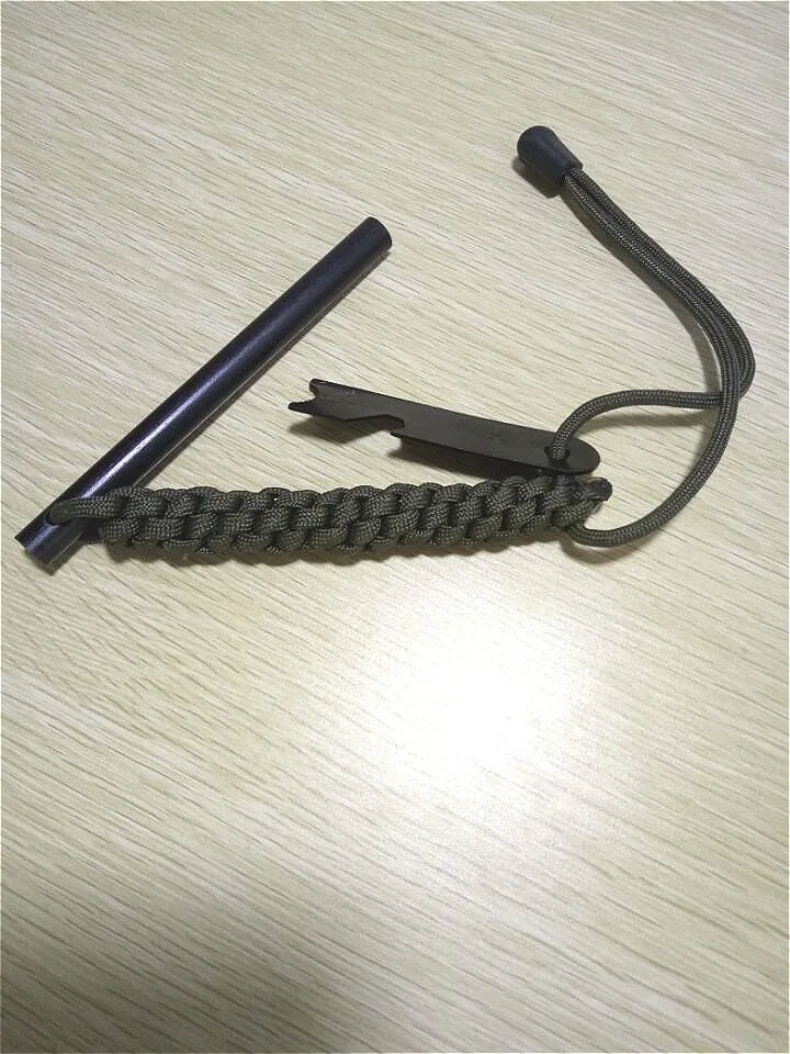 Fire Starter Paracord Knot Firestone Ferro Rod Flint Scraper Firemaking