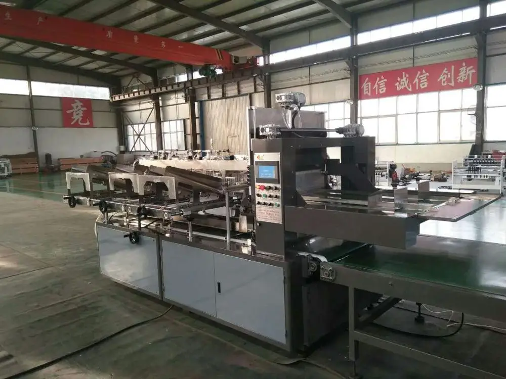 Corrugated Cardboard partition assembler machine.jpg