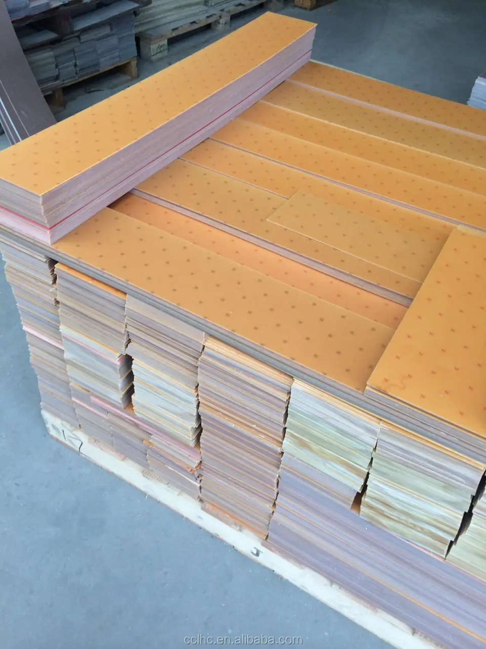 Copper Clad Laminate (ccl) Single Sided Offcuts In China With